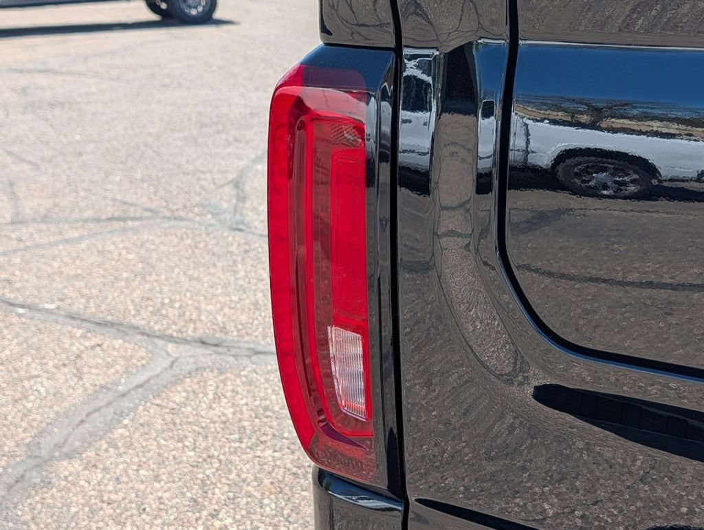 New 2026 GMC Sierra 1500 Denali w/ Denali Reserve Package AWD/4WD image 14