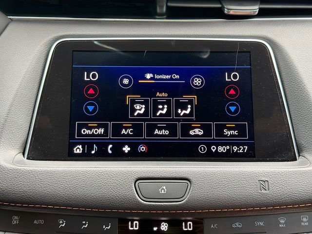 Used 2020 Cadillac XT4 Premium Luxury FWD image 32