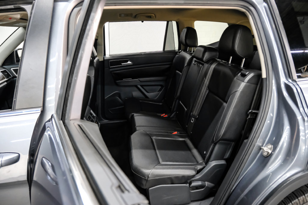 Used 2018 Volkswagen Atlas SEL FWD image 46