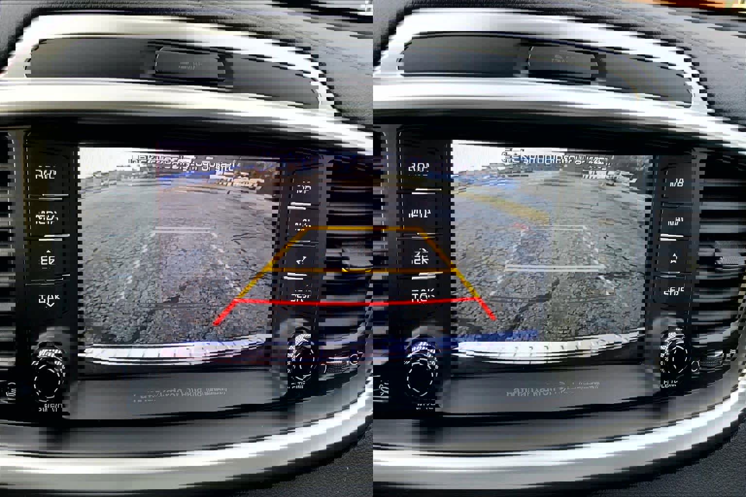 Used 2019 Kia Sorento SX image 28