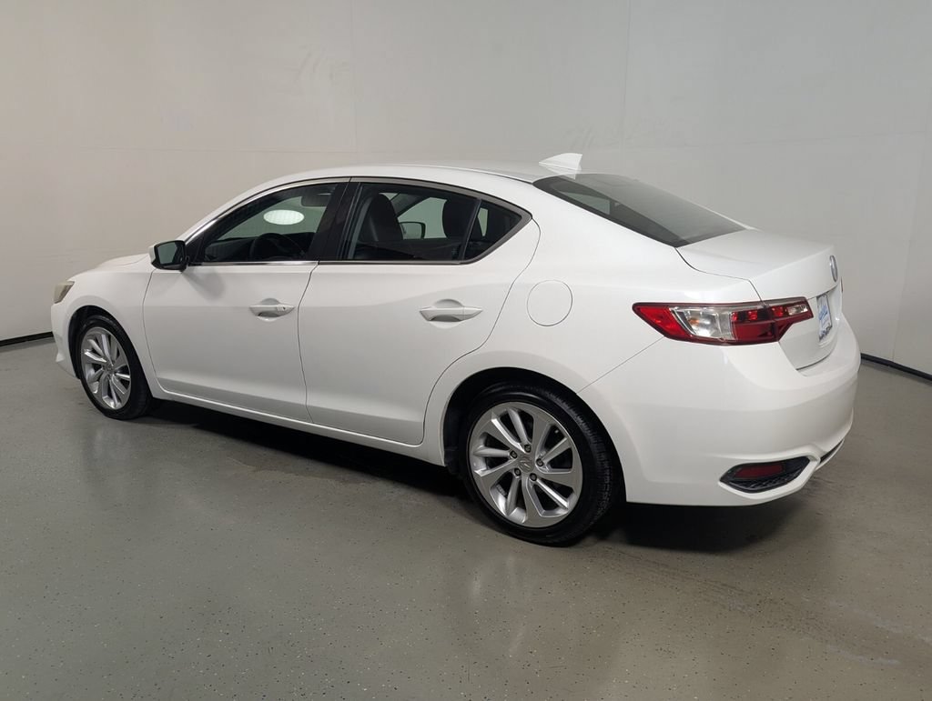Used 2016 Acura ILX FWD image 5