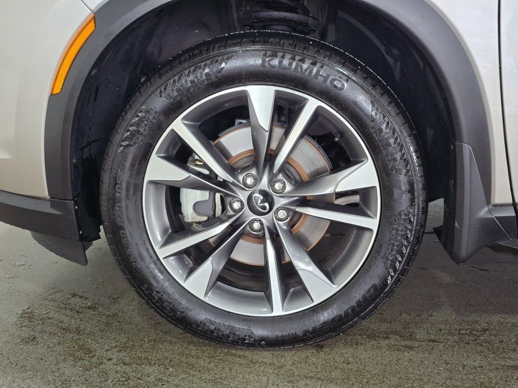 Certified 2023 INFINITI QX60 Luxe w/ Cargo Package image 8
