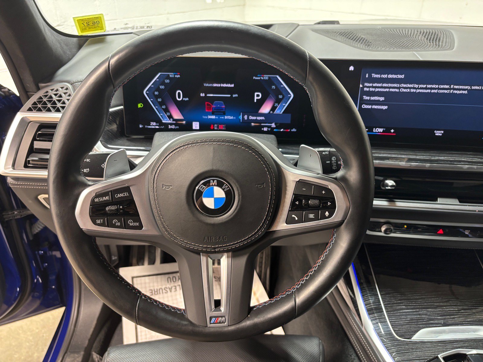 Used 2023 BMW X7 M60i w/ Executive Package AWD/4WD image 17