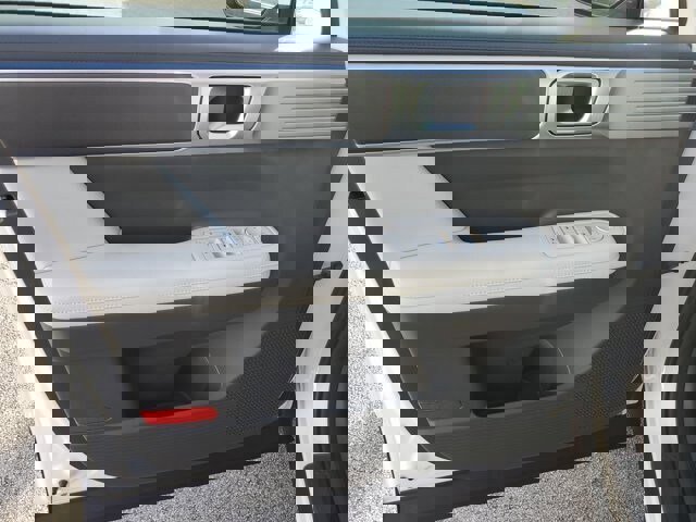 Used 2025 Hyundai Santa Fe SEL image 19