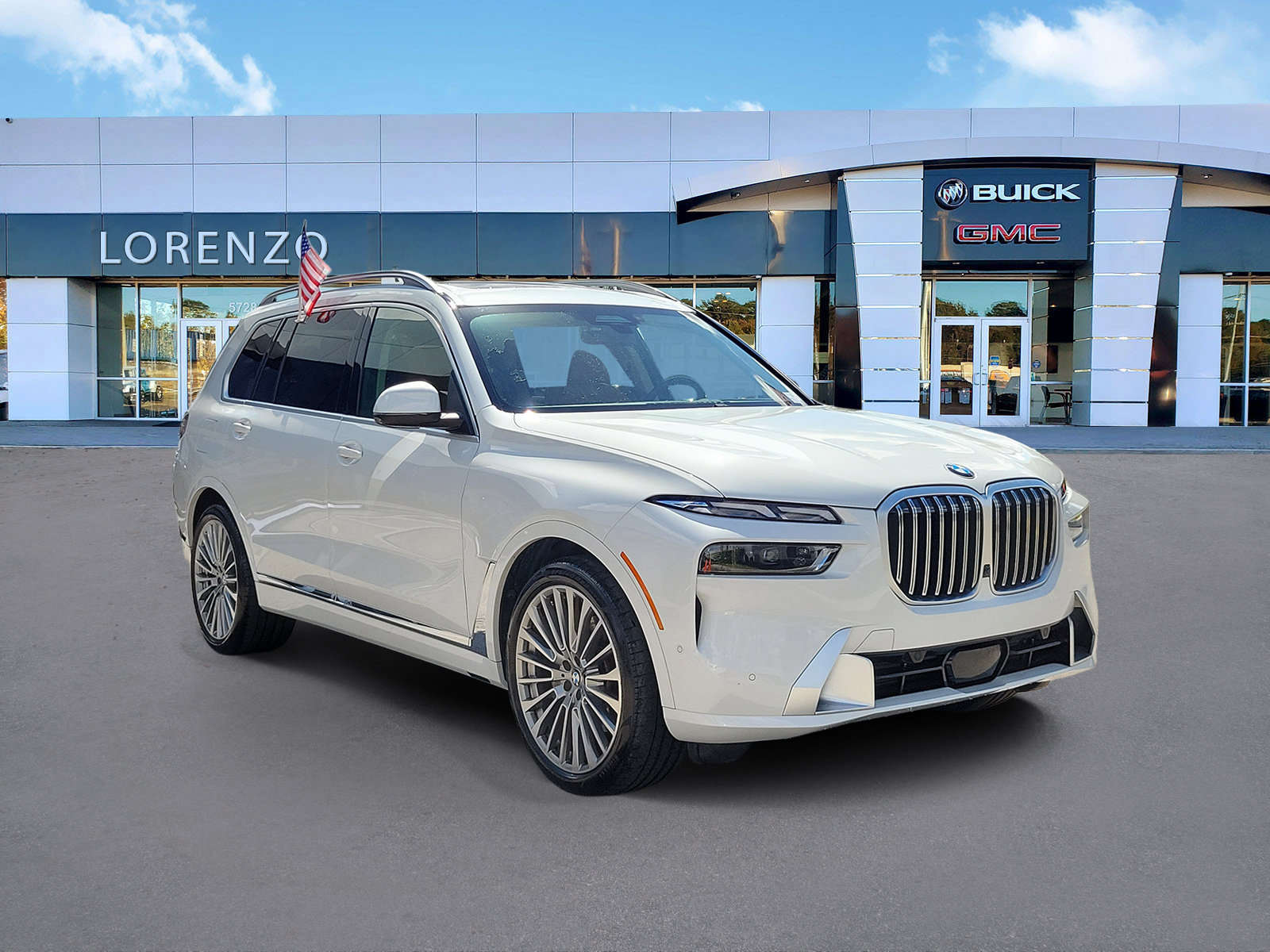 Used 2024 BMW X7 xDrive40i AWD/4WD image 3