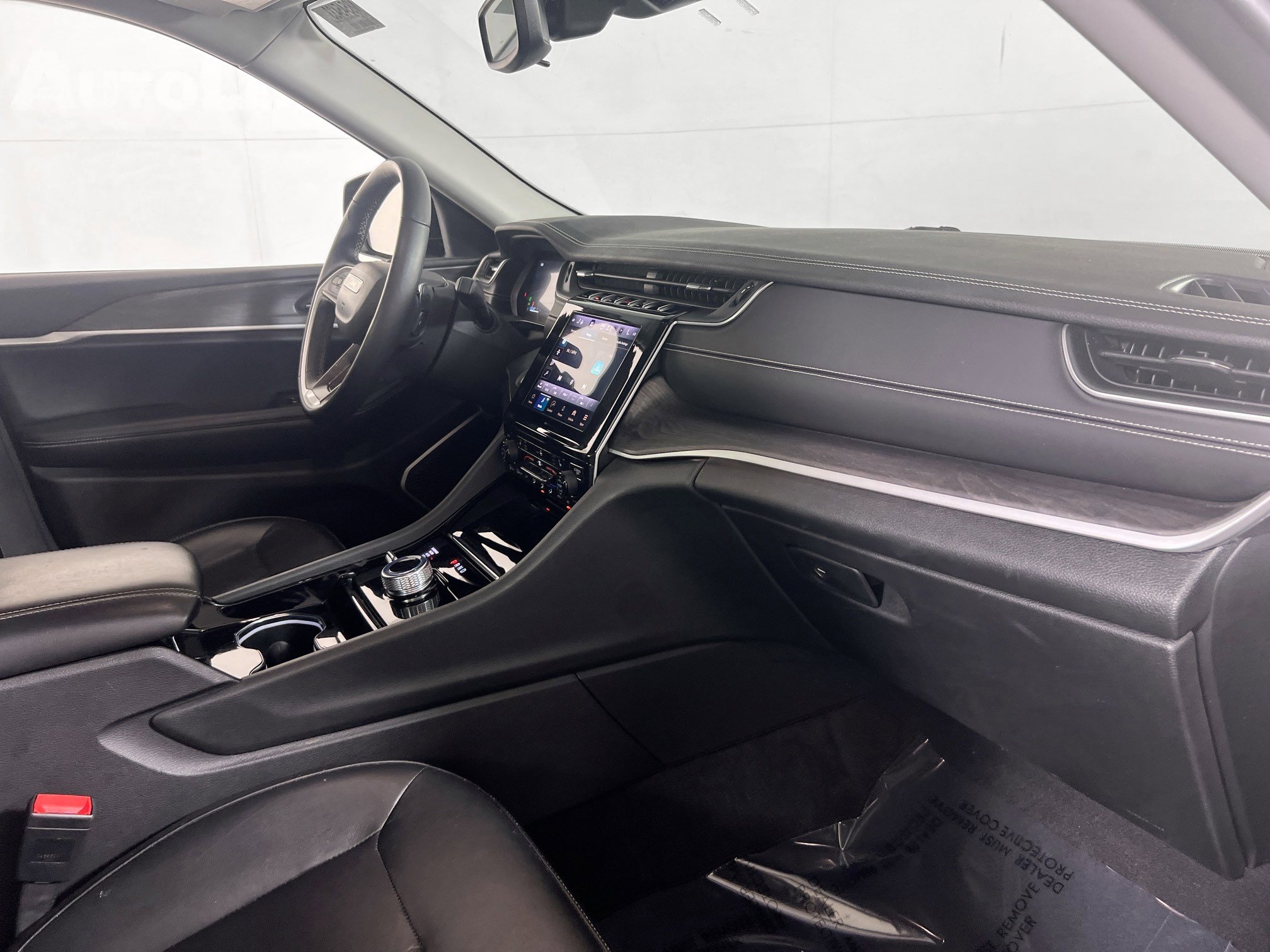 Used 2022 Jeep Grand Cherokee Limited image 26