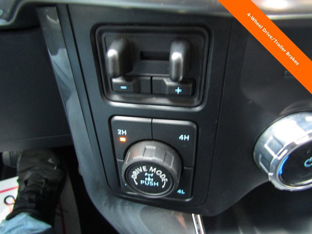 Used 2023 Ford F150 Lariat image 17