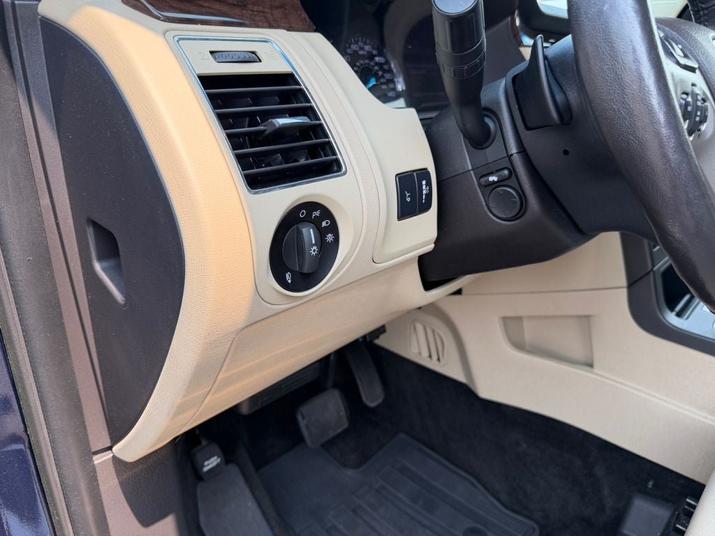 Used 2017 Ford Flex Limited w/ Equipment Group 303A AWD/4WD image 19