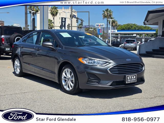 Used 2020 Ford Fusion SE FWD image 1