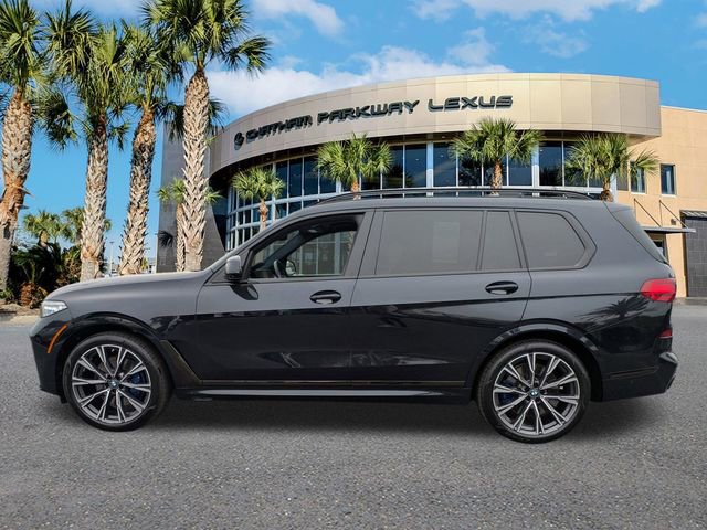 Used 2021 BMW X7 M50i image 8