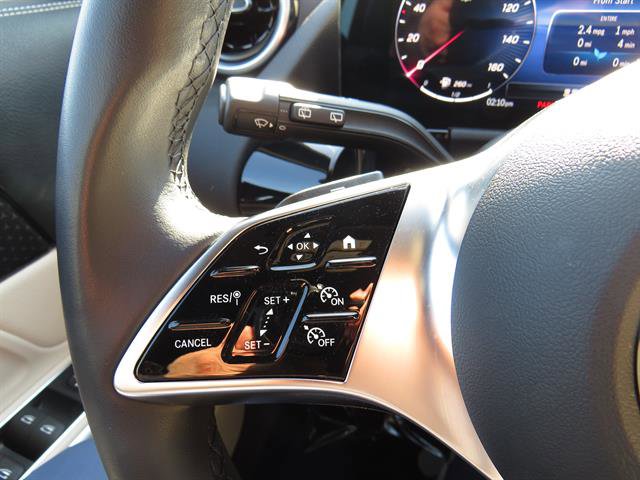 Used 2025 Mercedes-Benz GLA 250 4MATIC image 11