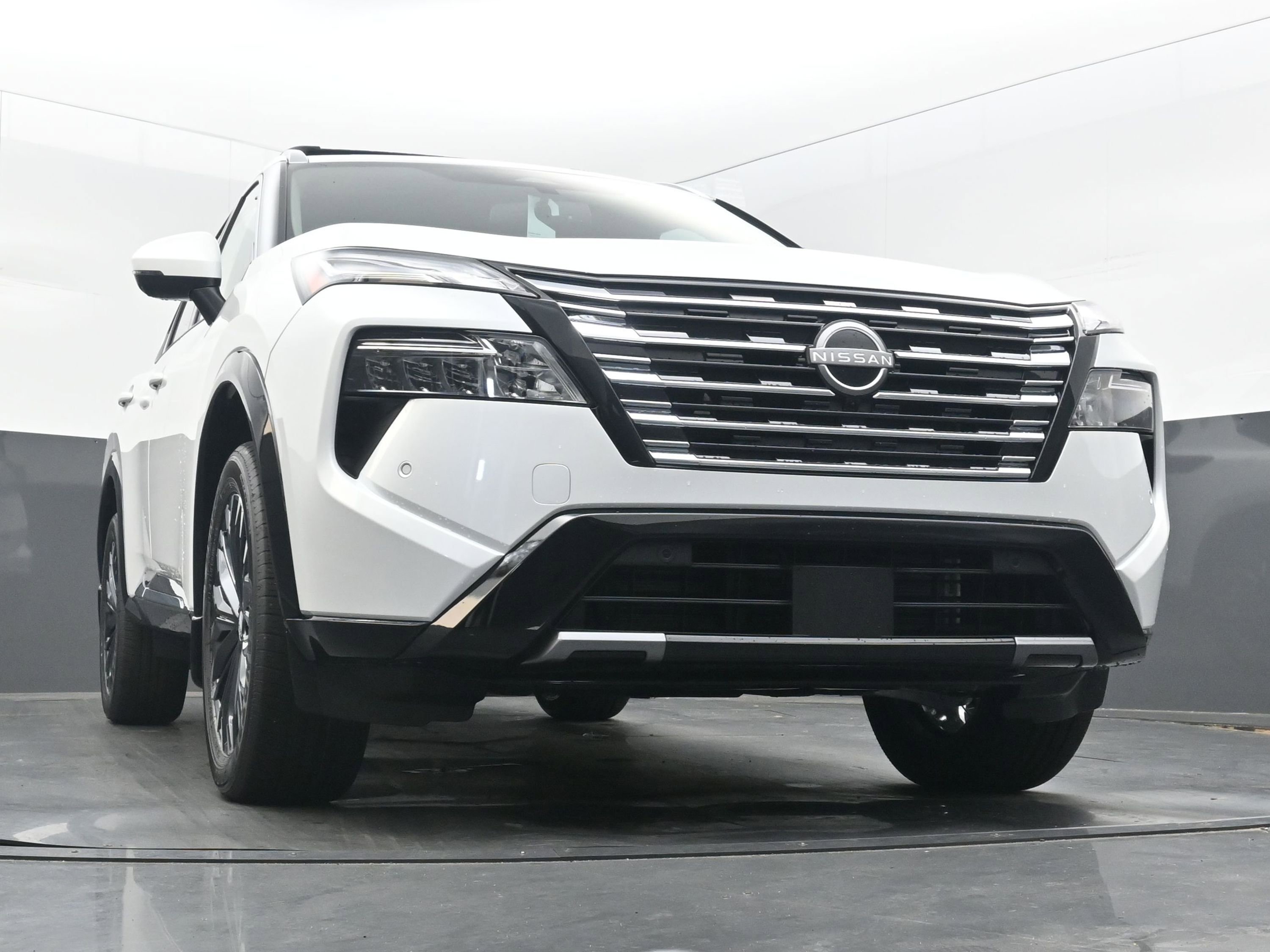 New 2025 Nissan Rogue Platinum w/ Platinum Premium Package image 19