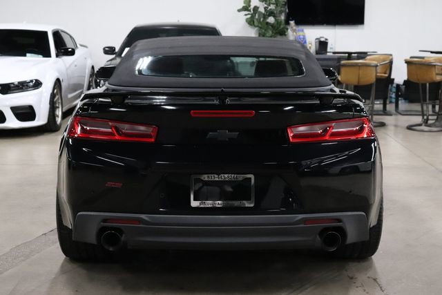 Used 2017 Chevrolet Camaro LT RWD image 4