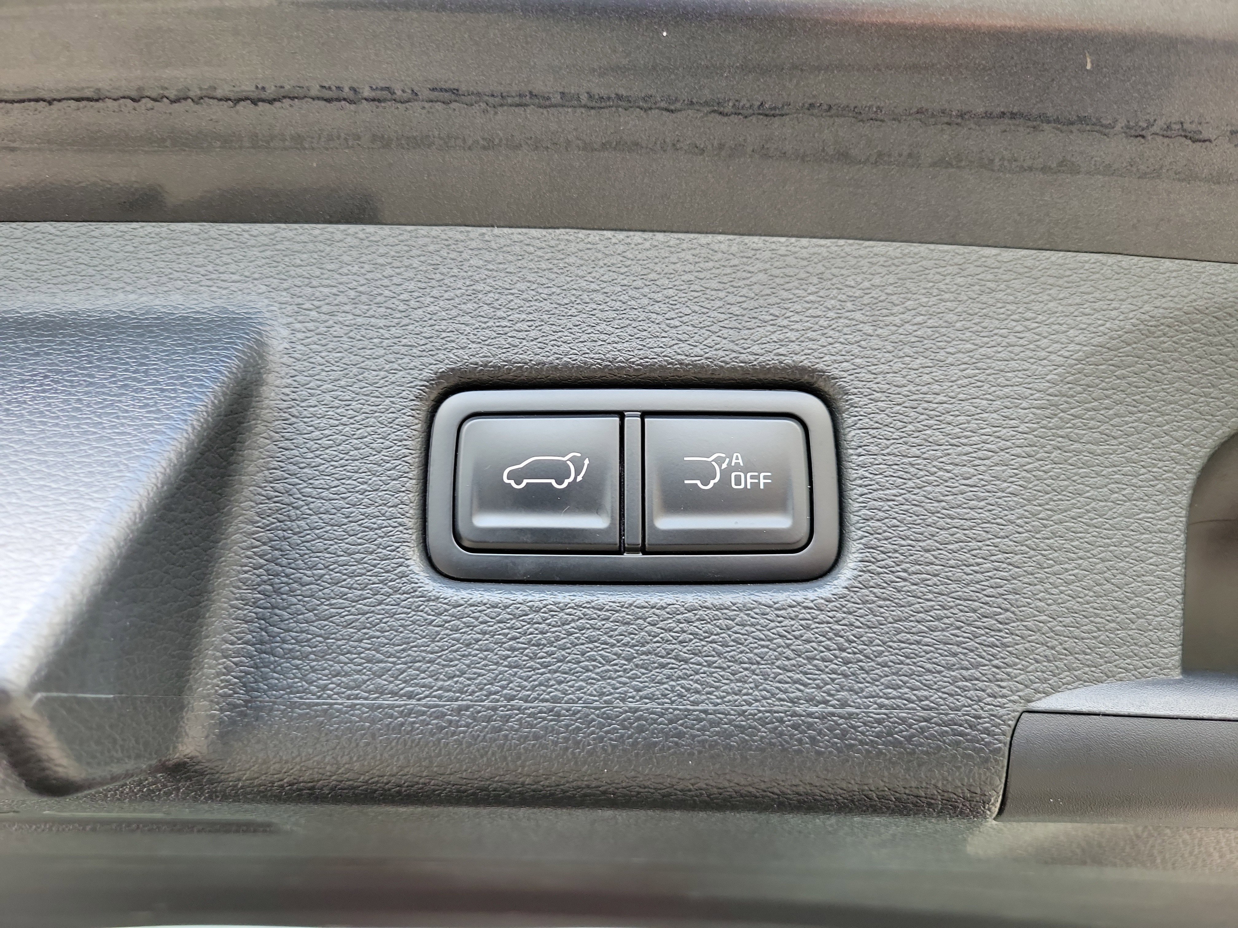 Used 2025 Kia Telluride S FWD image 18
