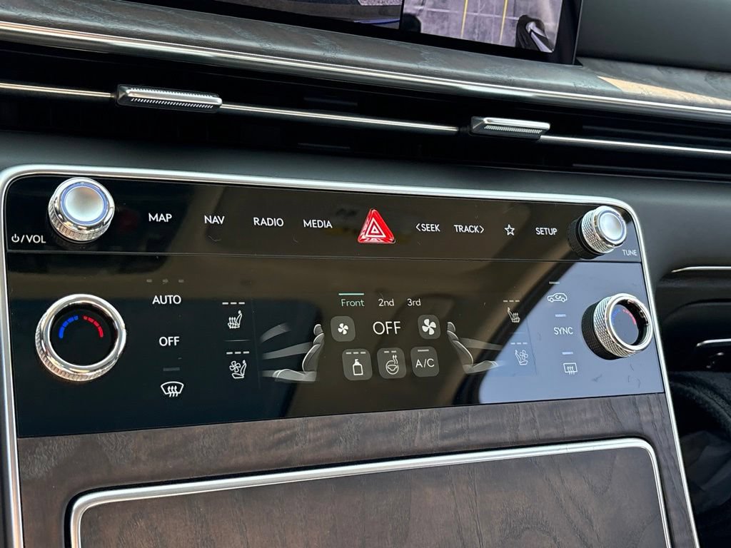 New 2026 Genesis GV80 3.5T Prestige AWD/4WD image 18