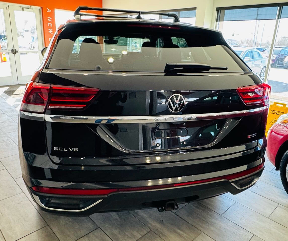Used 2020 Volkswagen Atlas Cross Sport SEL image 10