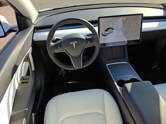 Used 2021 Tesla Model Y Long Range image 14