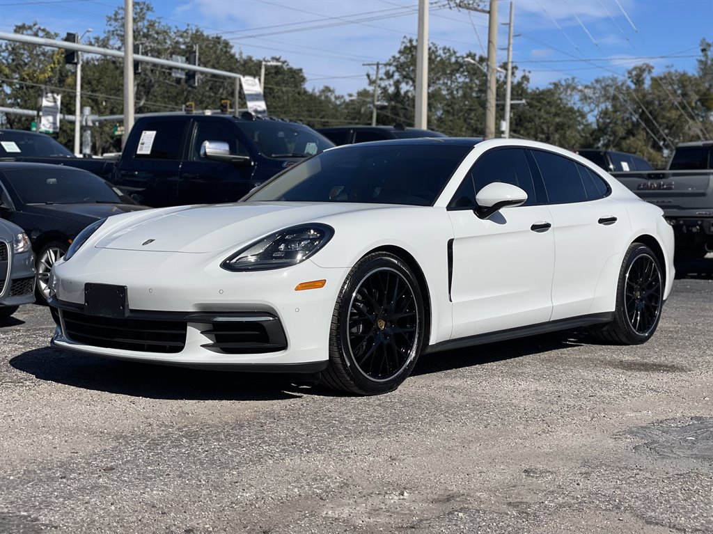 Used 2018 Porsche Panamera 4 image 17