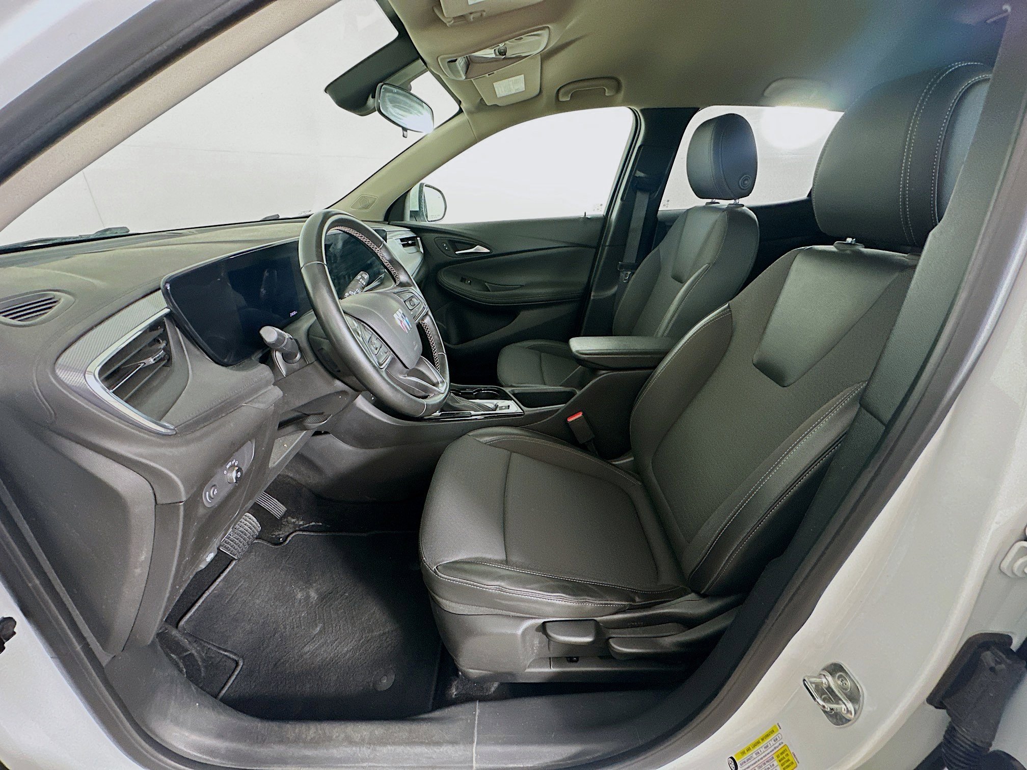 Used 2024 Buick Encore GX Preferred FWD image 13