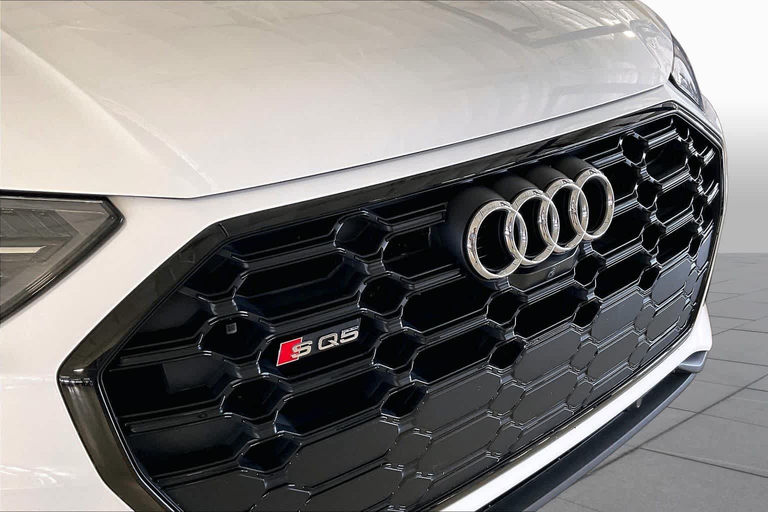Used 2023 Audi SQ5 Premium Plus AWD/4WD image 30