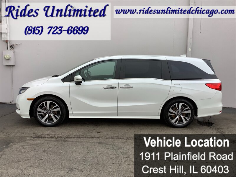 Used 2024 Honda Odyssey Touring image 3