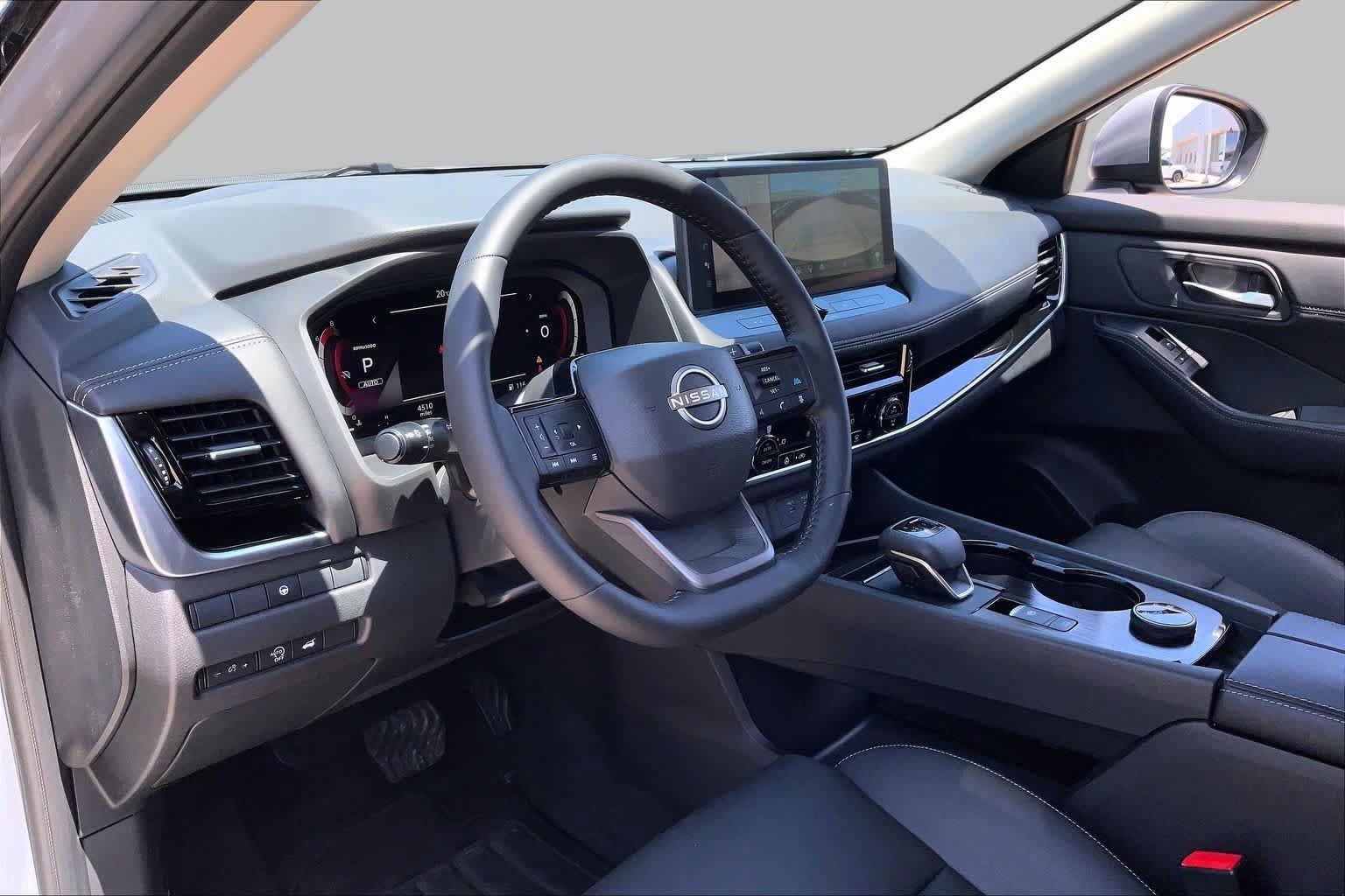 Certified 2025 Nissan Rogue SL AWD/4WD image 15