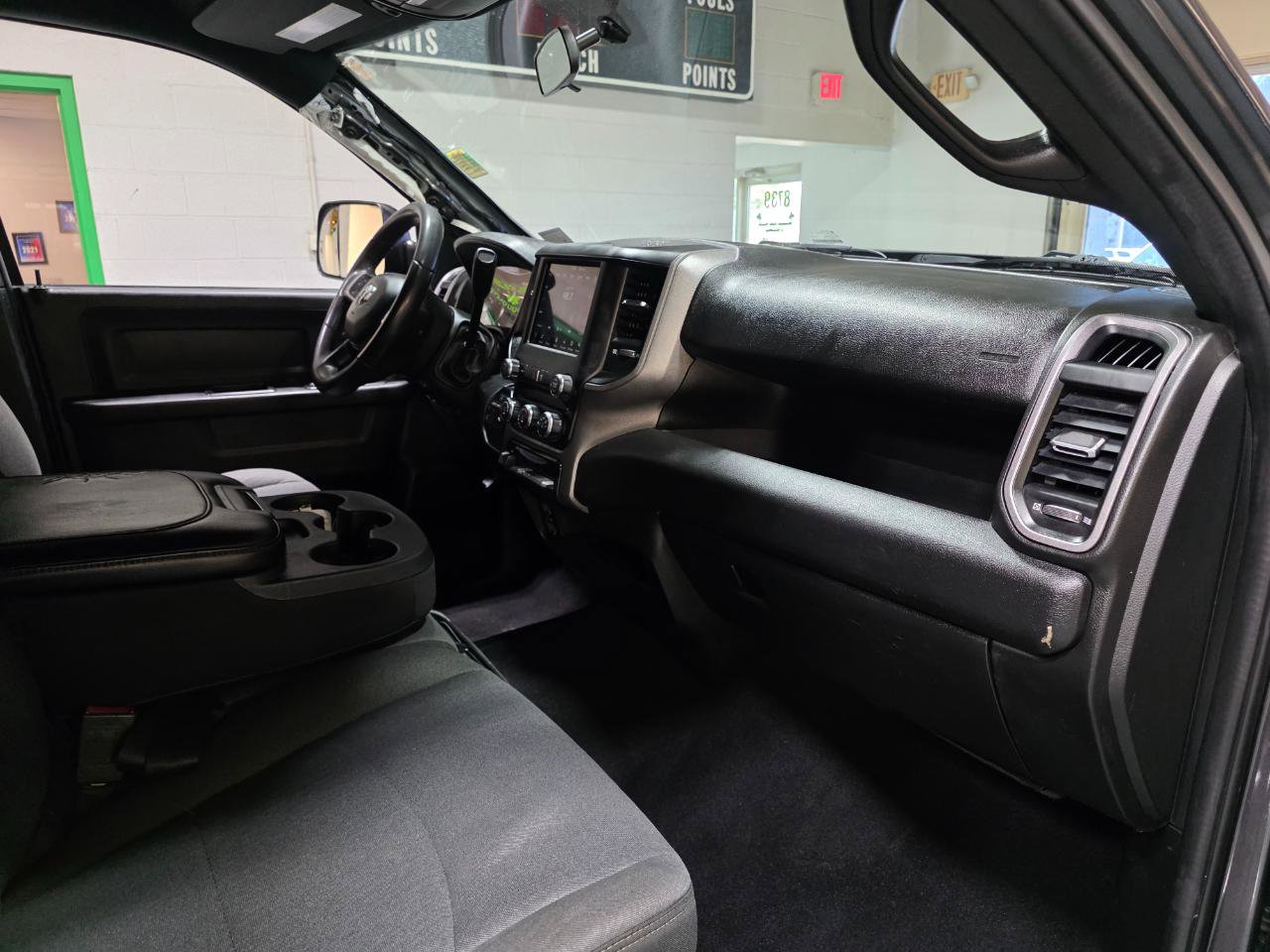 Used 2021 RAM 2500 Tradesman AWD/4WD image 25