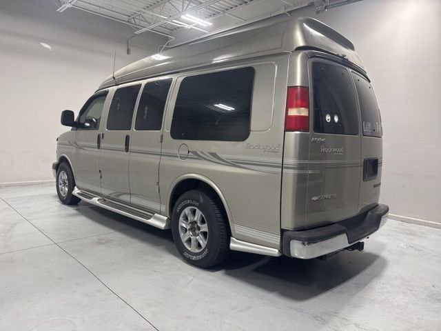 Used 2003 Chevrolet Express 1500 w/ Preferred Equipment Group 4 RWD image 8