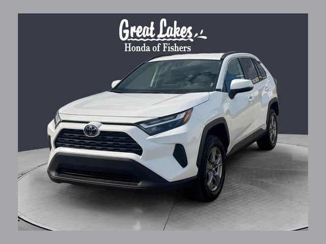 Used 2025 Toyota RAV4 XLE image 1