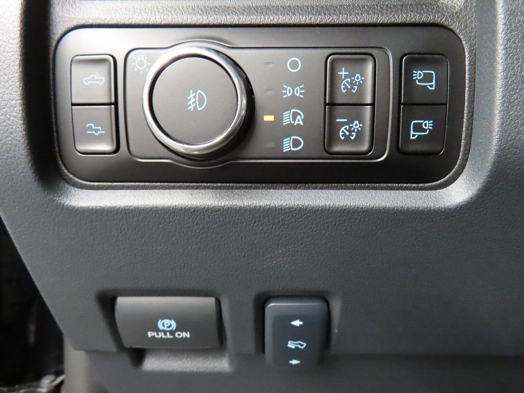 Used 2025 Ford F250 Platinum image 65