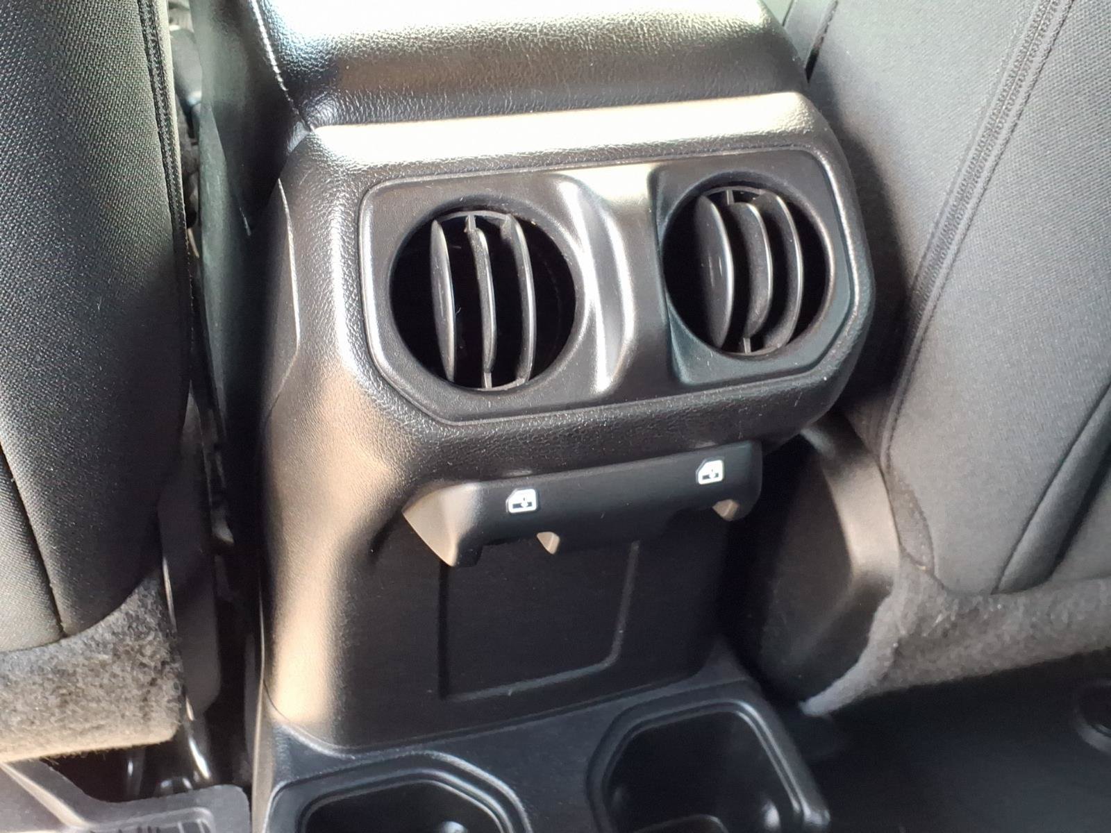 Used 2021 Jeep Gladiator Sport AWD/4WD image 10