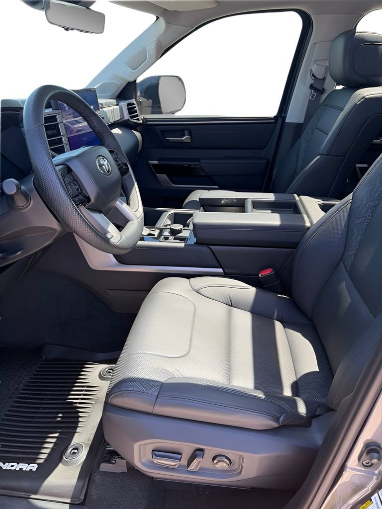 Used 2024 Toyota Tundra Limited AWD/4WD image 10