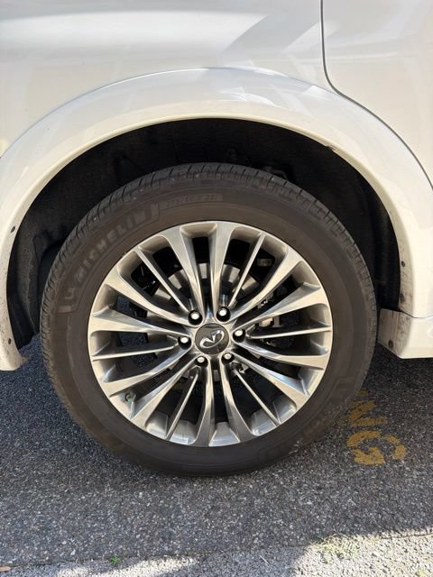 Used 2021 INFINITI QX80 Sensory w/ Cargo Package RWD image 18