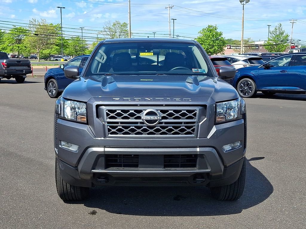 Certified 2023 Nissan Frontier SV w/ Technology Package AWD/4WD image 2