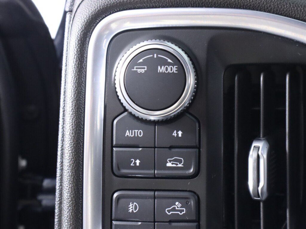 Used 2020 GMC Sierra 1500 SLT w/ SLT Premium Package AWD/4WD image 11