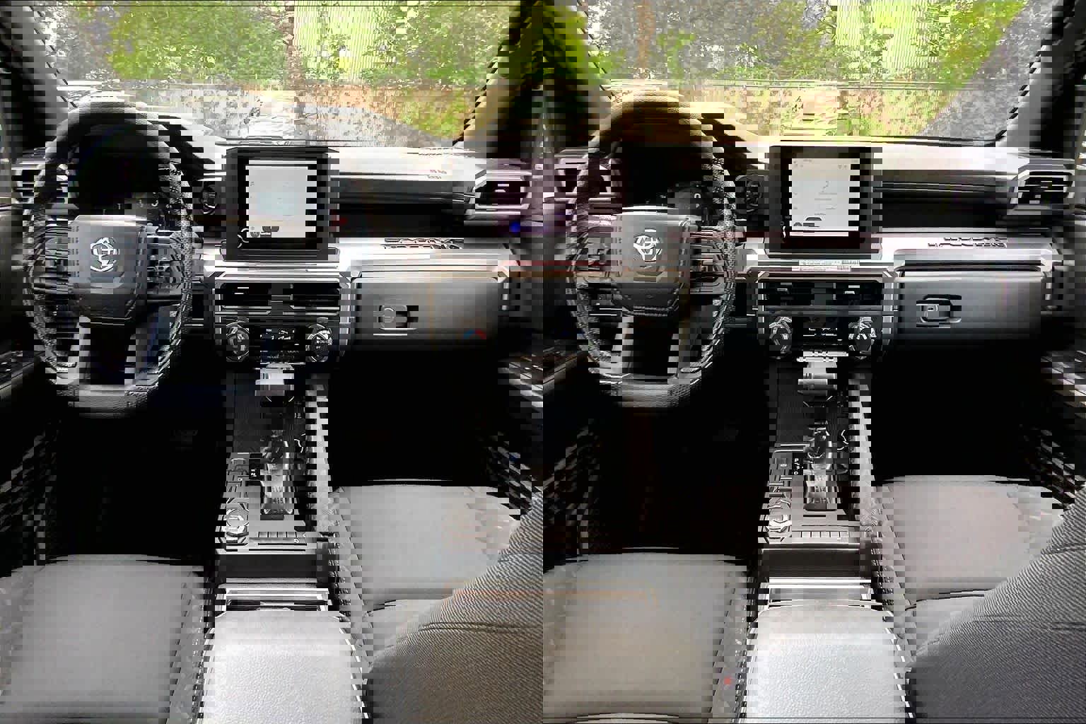 Used 2025 Toyota Tacoma SR5 image 15