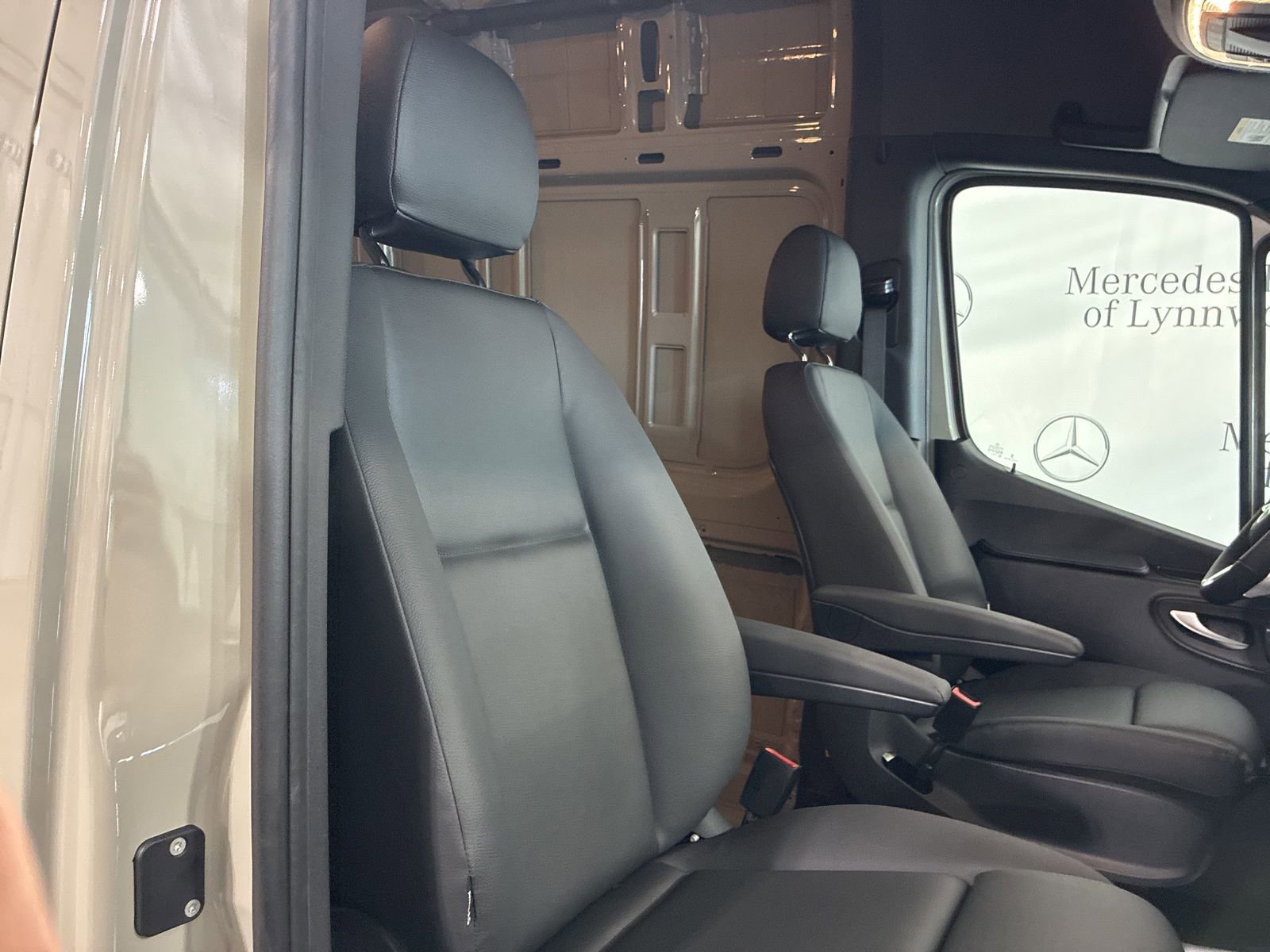 New 2025 Mercedes-Benz Sprinter 3500 image 17