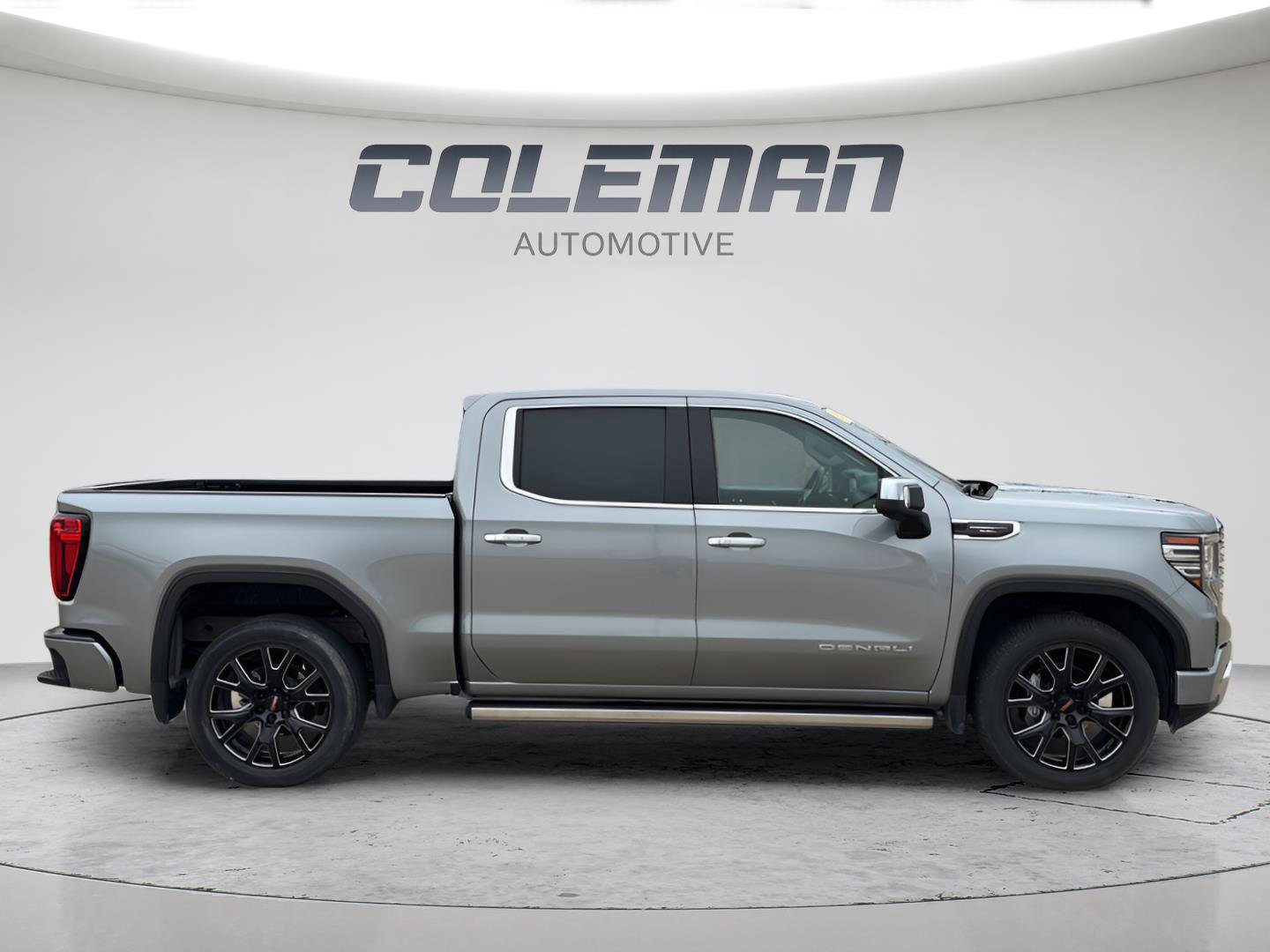 Used 2023 GMC Sierra 1500 Denali w/ Technology Package image 6