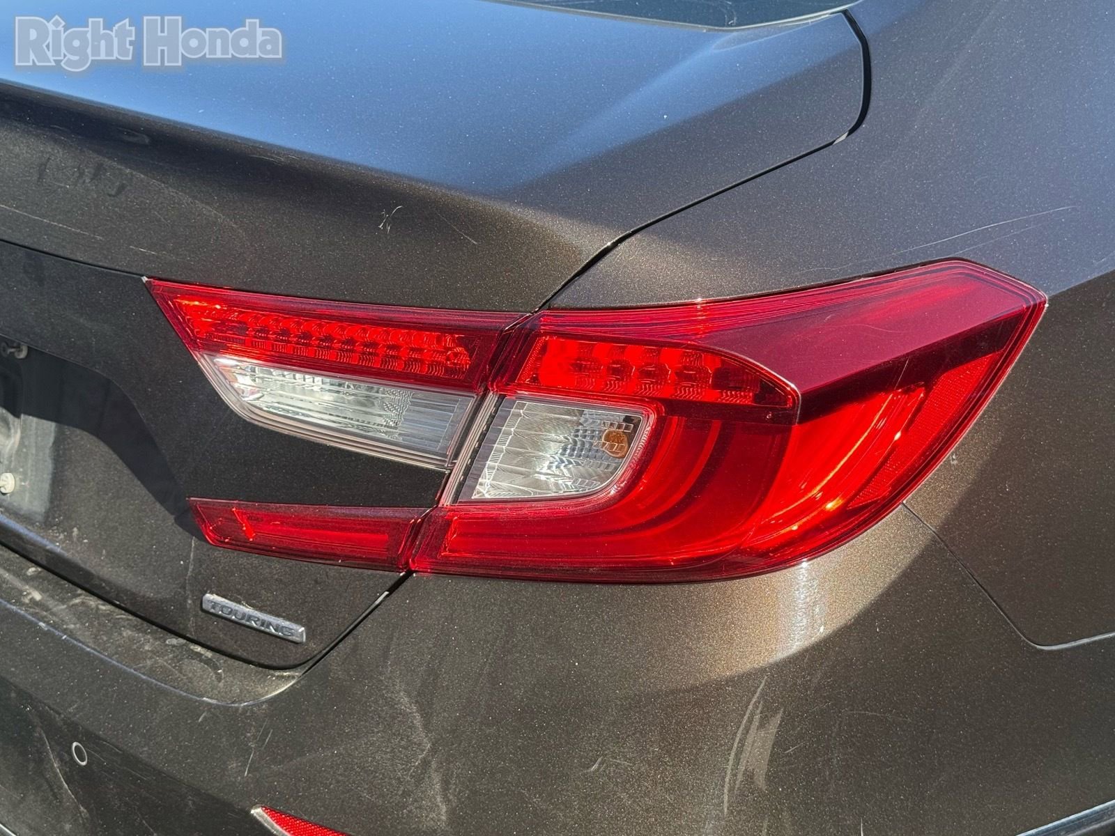 Used 2018 Honda Accord Touring image 11