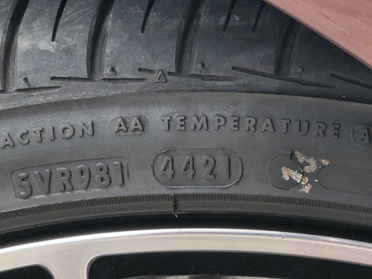 Used 2014 Aston Martin Vanquish Base 2dr Coupe image 52