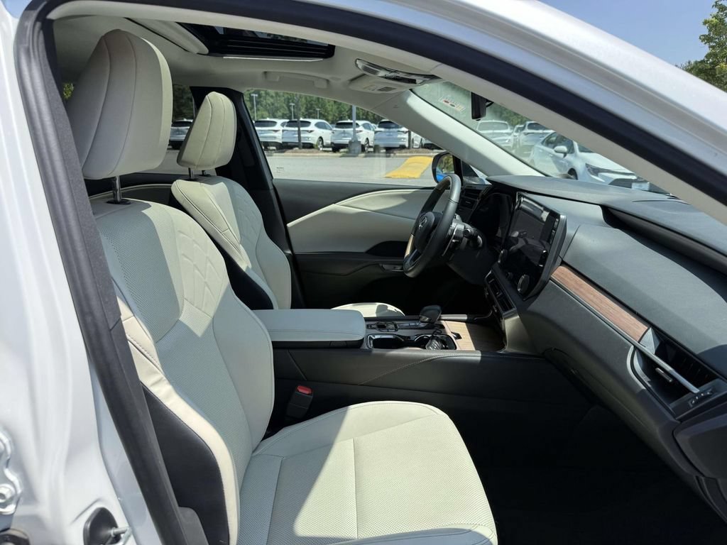 Used 2024 Lexus RX 350 Premium w/ Accessory Package (Z1) AWD/4WD image 15