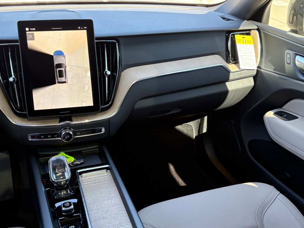 New 2026 Volvo XC60 T8 Plus w/ Protection Package Premier AWD/4WD image 13