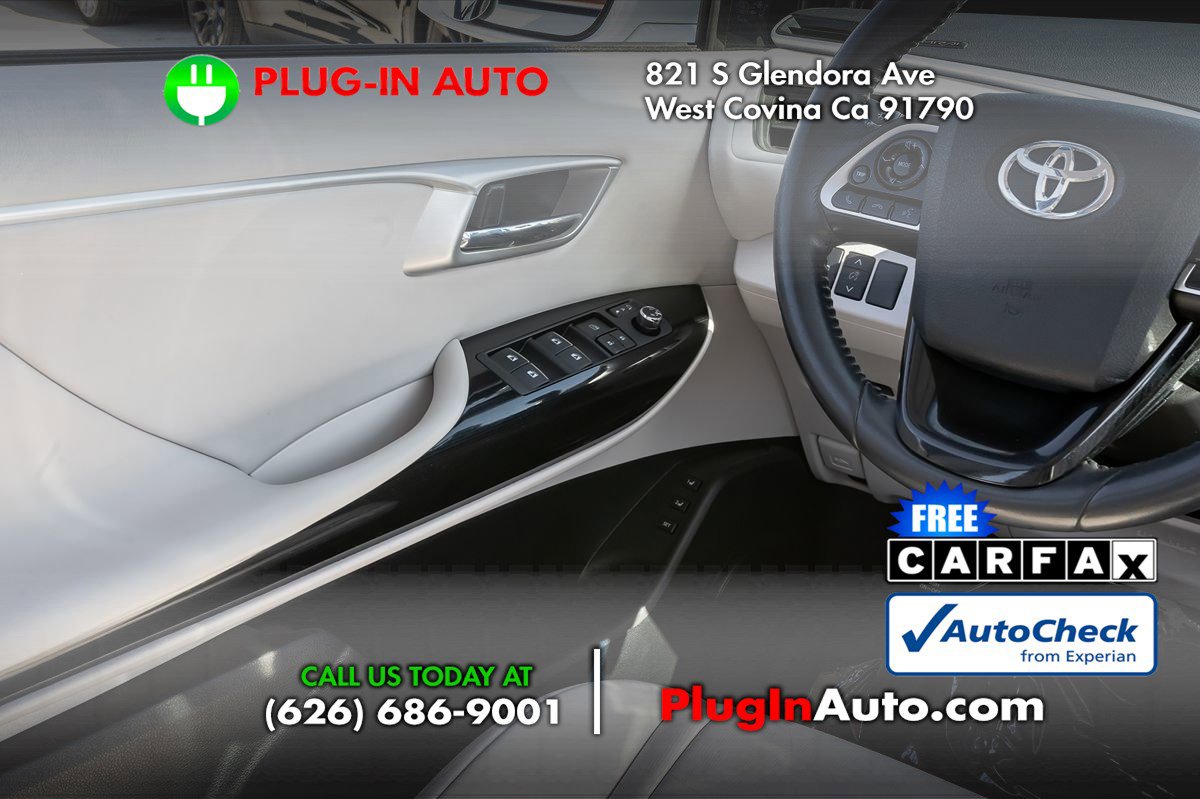 Used 2017 Toyota Mirai FWD image 12