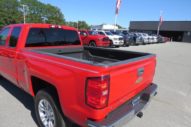 Used 2019 Chevrolet Silverado 1500 LT w/ All Star Edition AWD/4WD image 5
