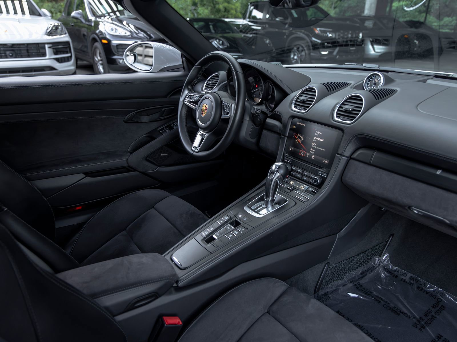 Used 2021 Porsche 718 Boxster Spyder RWD image 41