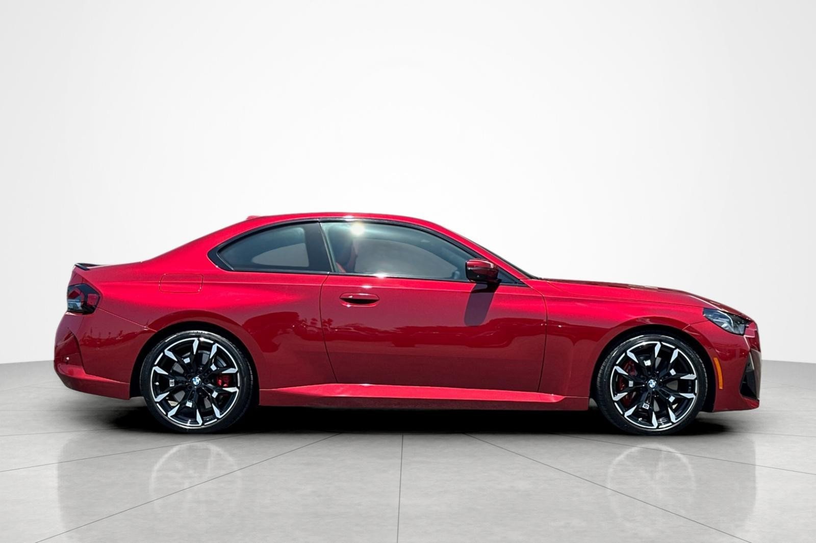 Used 2025 BMW 230i Coupe w/ M Sport Package RWD image 6