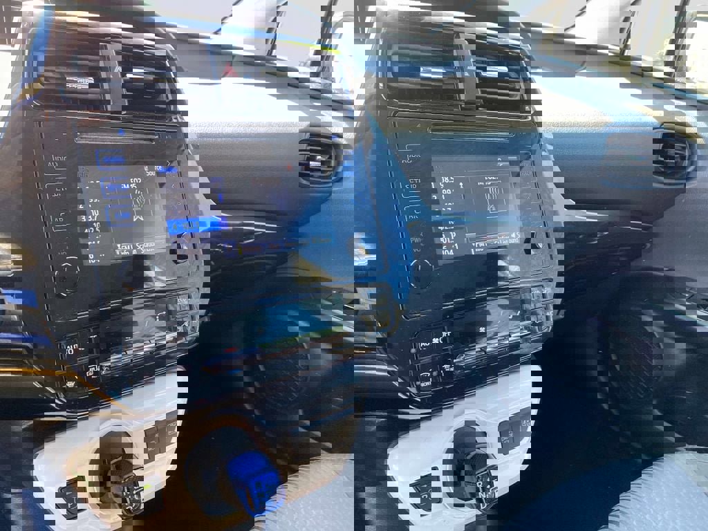 Used 2017 Toyota Prius Two image 29