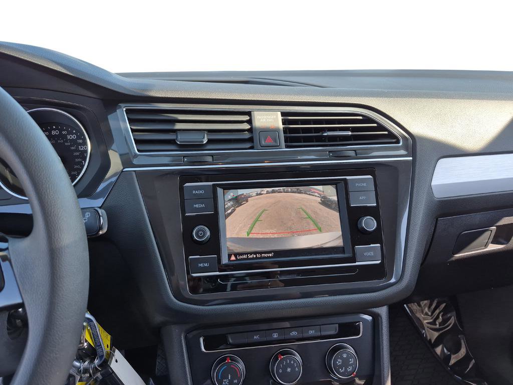 Used 2021 Volkswagen Tiguan S image 23