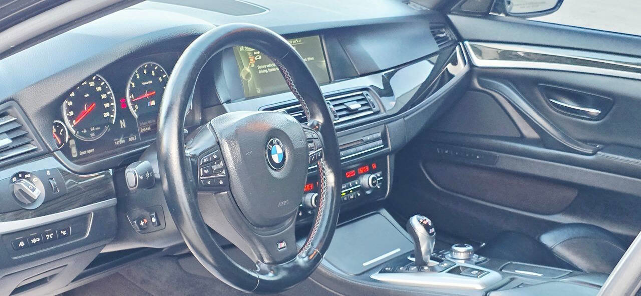 Used 2013 BMW M5 image 14