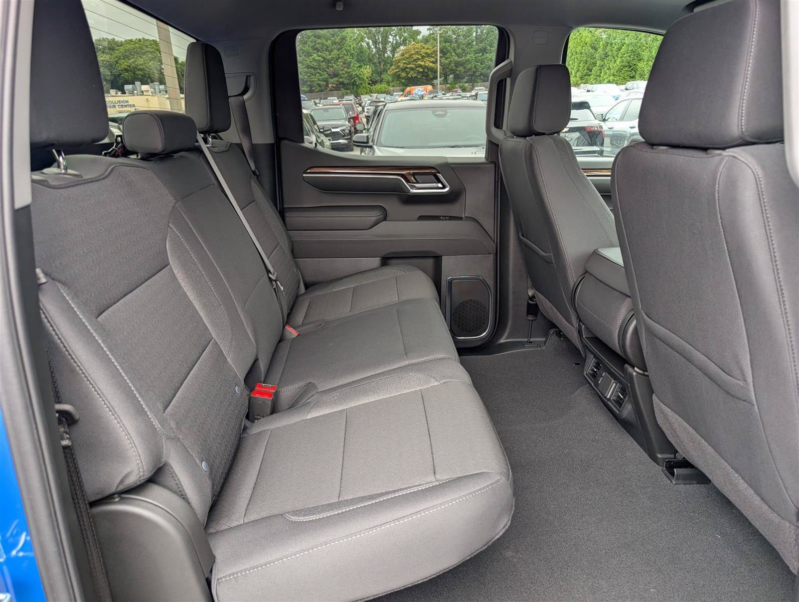 New 2025 Chevrolet Silverado 1500 LT AWD/4WD image 9